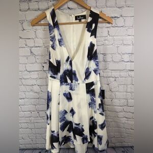 NWT Lulus Seeing Chic Blue and Ivory Print Skater Formal Wedding Dress Size S